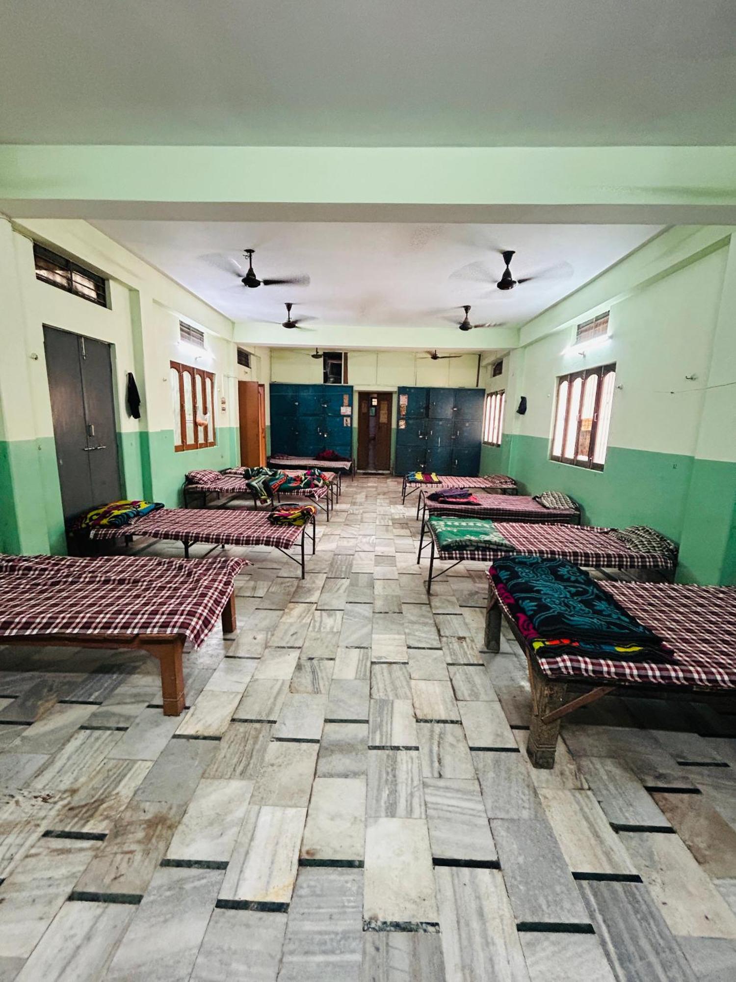 Satsang Lodge Varanasi Exterior foto